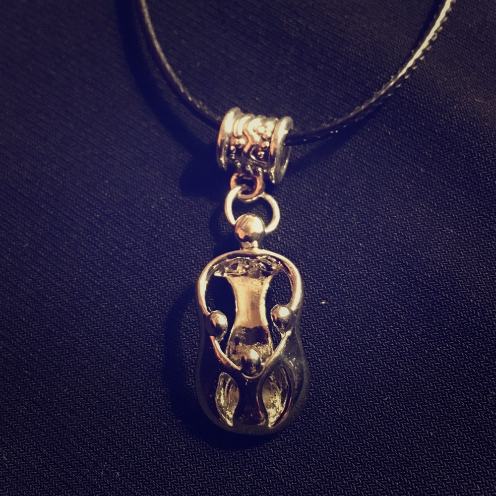 ❣️Three child Mom pendant necklace